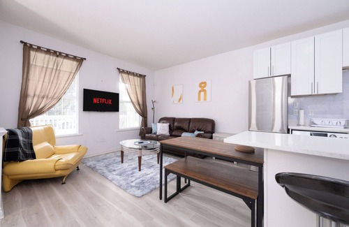 Surrey House | 3BR 2BA Surrey Home | Quiet & Convenient