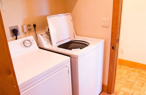 Carbondale House | 3Br 2Bth mountain view house at Ten Peaks Ranch, Nr Aspen