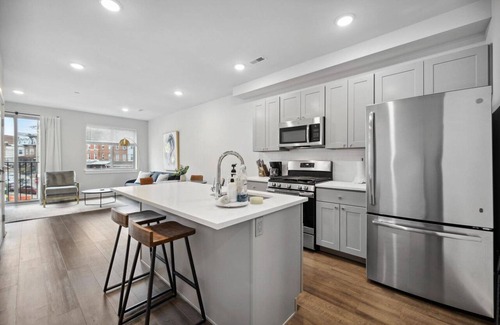 Mantua Condo | 3BR 3BA Condo + Parking near UPenn, Drexel, Art Museum, Zoo, Downtown