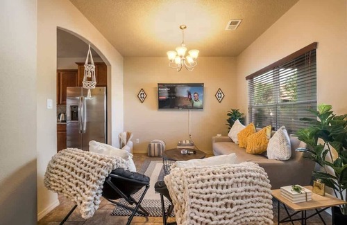 Mesa Del Sol Innovation Park House | ❤ 3BR Albuquerque Home 20 min from Hot Air Balloon
