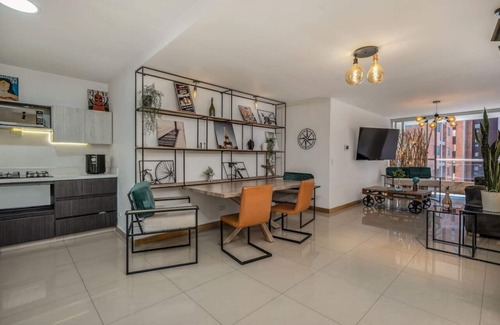 Envigado Apartment | 3BR Apt with balcony near Viva Envigado fast WiFi