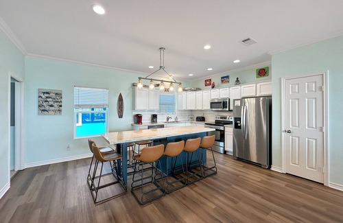 Port Bolivar House | 3BR Beachfront | Ocean Views, Deck & Gaming Console