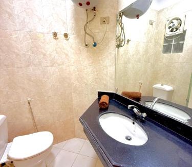 Ain Sokhna Apartment | 3BR Beachside Chalet Steps from Einbay Beach