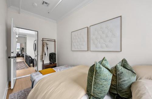 Harlem Apartment | 3BR Brownstone near Subway & Columbia Uni