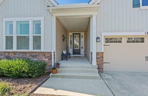 Millville House | 3BR charmer in Bishops Landing