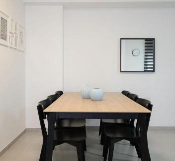 Kiryat Yam Apartment | 3BR charming on the 14th floor overlooking the sea