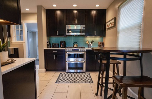 Southeast House | 3BR DC Retreat - Close to National Mall, Sports & Concerts