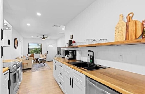 Park City House | 3BR Delray Escape 1 Mi to Atlantic Ave Delray Tennis Center 2 Mi to Beach
