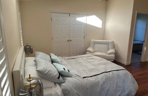 Warner Springs Other | 3BR Farmhouse Getaway, Group-Friendly, WiFi, AC, Trails & Petting Zoo Nearby