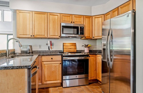 Quechee Condo | 3BR, Gorgeous Golf Course Views! | Coach Road 11B