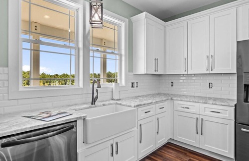 Oak Hammock House | 3BR Harkers Island Dream! King bed! WaterViews