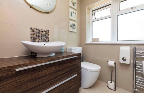 Crawley Down House | 3BR Hazel House, Crawley