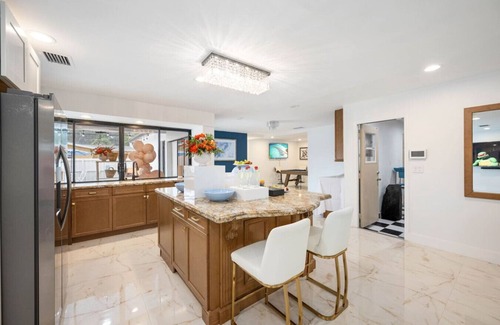Miramar House | 3BR Home w/Pool - 10 Mins from Hard Rock Stadium!