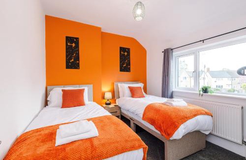 Flintshire Apartment | 3br House Driveway Full Refurb Families Leisure Business