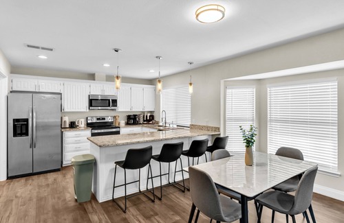 South Arlington House | 3BR in Epic Central Area near AT&T Cowboy Stadium - Dallas