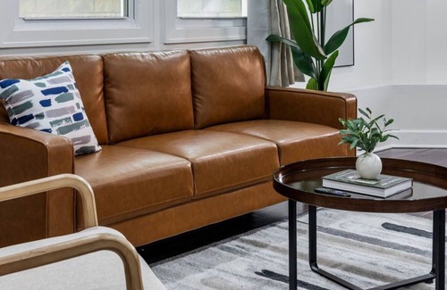 Irving Park Apartment | 3BR Irving Park Gem near Expressway - Great for extended stays & FREE parking