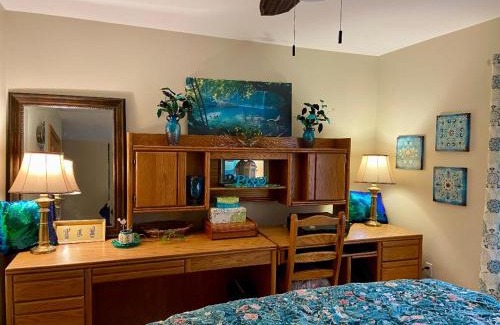 Socastee House | 3BR Master Loft Master Suite 3 bath hot tub pets enclosed yard