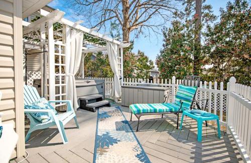 Socastee House | 3BR Master Loft Master Suite 3 bath hot tub pets enclosed yard
