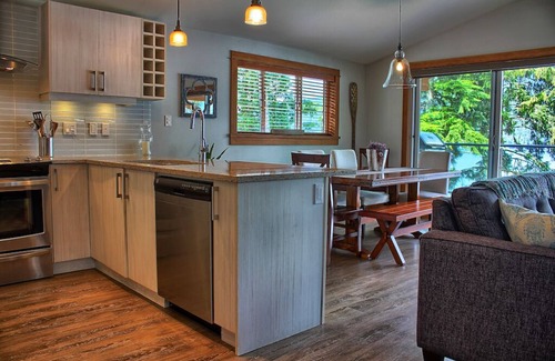 Port Renfrew Cottage | 3BR - Ocean Front - Pet Friendly - Sleeps 6