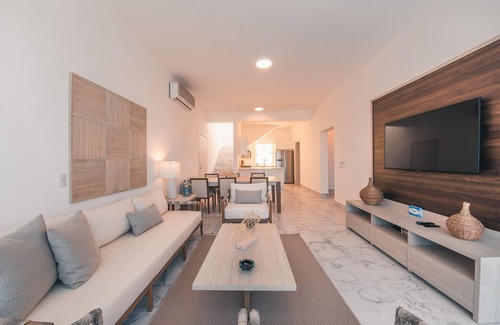 Las Terrenas Apartment | 3BR-Penthouse w/jacuzzi incl at Lake View