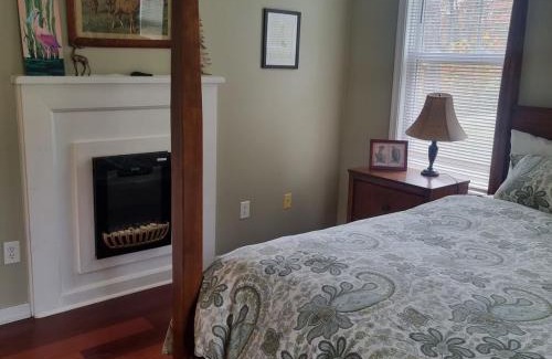 Mathias House | 3BR Pet Friendly Cottage Mathias WV