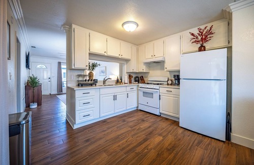 Perris House | 3BR Retreat in Perris – Minutes to Lake & Parks