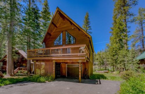Pla-Vada Woodlands House | 3BR Soda Springs Ski & Lake Getaway