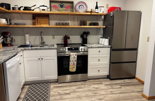 Durango House | 3BR Townhome between Ski Resort and Downtown, Wifi, Pet Friendly