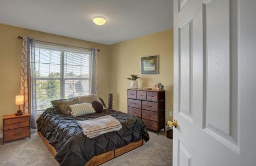 Chambersburg House | 3BR Townhouse with Netflix & Grill Near Trails