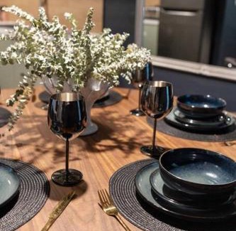 South Perth Apartment | 3br unit Stylish retreat SouthPerth