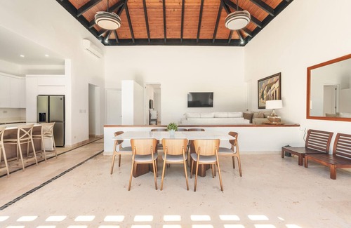 Punta Cana Ski Chalet | 3BR villa with patio/pool/bbq/in Green village