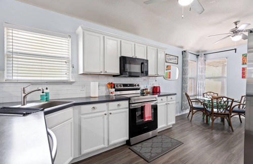 Denton House | 3BR2BA 1-Story 2Car-G 1 Mile To MedicalCity Denton/Shopping Loop288/Near UNT-TWU