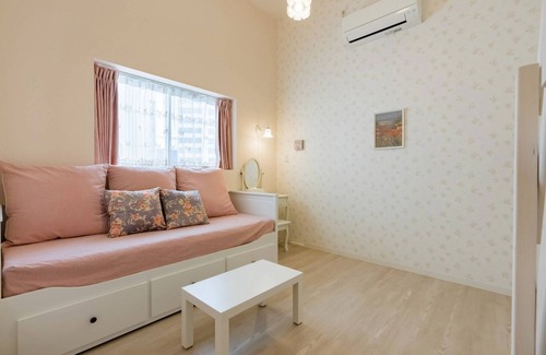 Shin-Osaka Apartment | 3F Floor charter up to 11 people Newly built We/Osaka Ōsaka