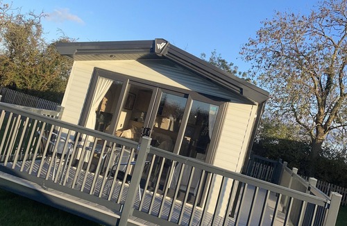 East Drayton Ski Chalet | 3guests-2bedroom-WiFi-Tv