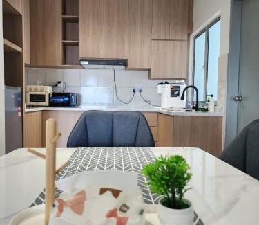 Bukit Serindit Apartment | 3km to Jonker Street Malacca B1010