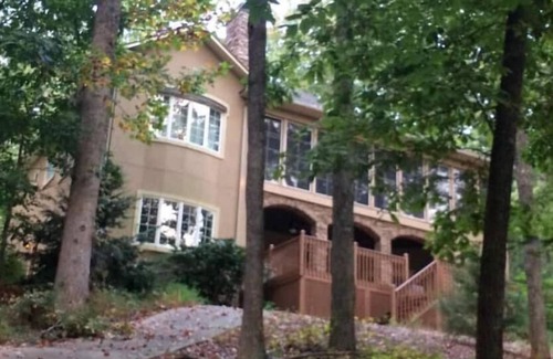 Central House | 3Mi to Death Valley! 3BR&2BA