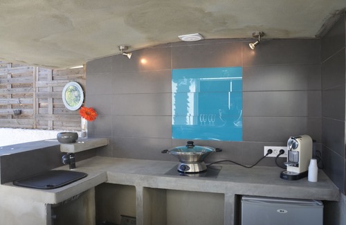 Perols Villa | 3mn FROM THE BEACH, CONTEMPORARY, QUIET, COMFORT, AIR CONDITIONING, salt swimming pool