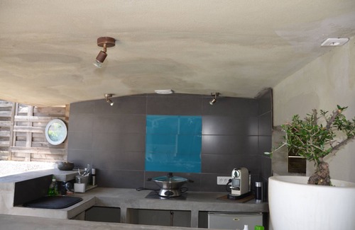 Perols Villa | 3mn FROM THE BEACH, CONTEMPORARY, QUIET, COMFORT, AIR CONDITIONING, salt swimming pool