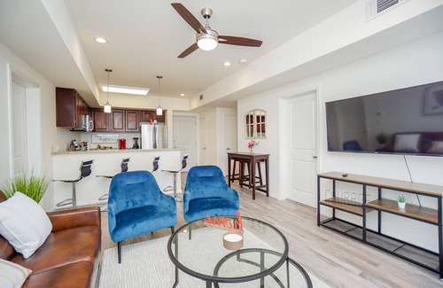 Katy Condo | 3N| Charming Private Condo Unit| Unique Gated Complex