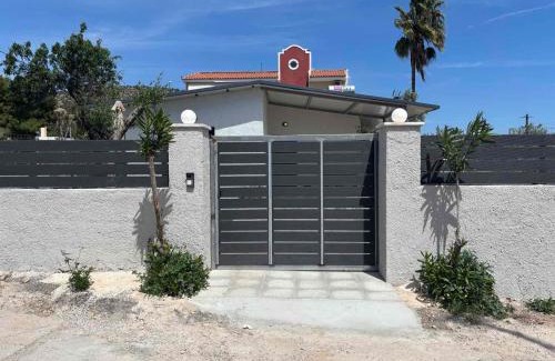 Vari-Voula-Vouliagmeni Villa | 3R-in-3V