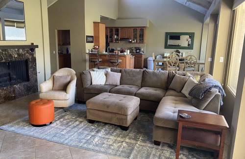 Rancho Mirage Condo | 3RD FAIRWAY OF THE DINAH SHORE - Book your getaway in the desert