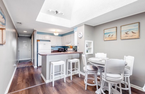 Atlantic Beach Condo | 3rd Floor Oceanfront Condo w/Great Ocean and Pool Views and Shared Pools