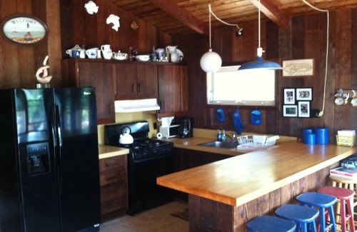 Ocean Bay Park House | 3rd house from the ocean, great ocean breeze and views, quietest block in OBP