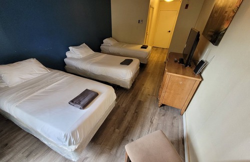 Beverly Hills Apartment | 3xGuests Unit with AC and WiFi in Beverly Hills