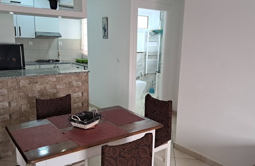 Bir El Djir Apartment | (4-2) CLEANLINESS - CONVENIENCE - SAFETY - PEACE AND QUIET