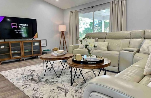 Palm Beach Country Estates House | 4/3 HtdPool w/Tiny House-Beaches- Golf-Roger Dean