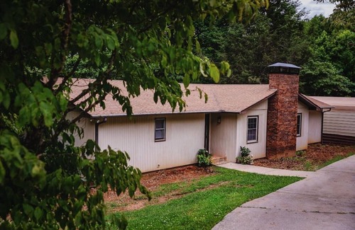Elf House | 4/3 Waterfront Home with private dock and covered boat slip, sleeps 13