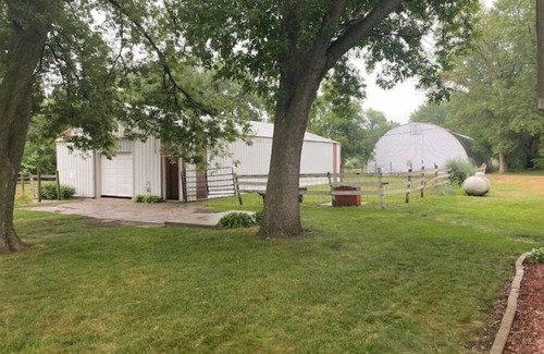 Jolley House | 4.5 miles to Twin Lakes, small town, pets welcome