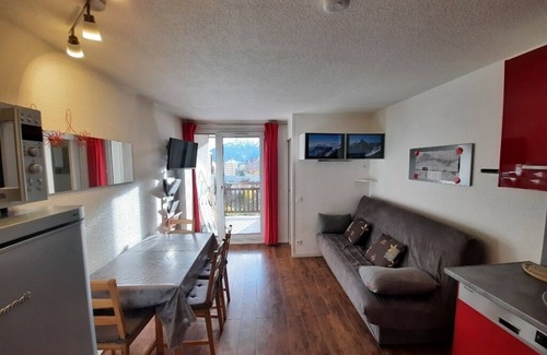 Mont-de-Lans Apartment | 4-5 person apartment with panoramic south-facing view Les Deux-Alpes