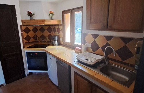 Sausses Apartment | 4/5-person apartment in the heart of the village